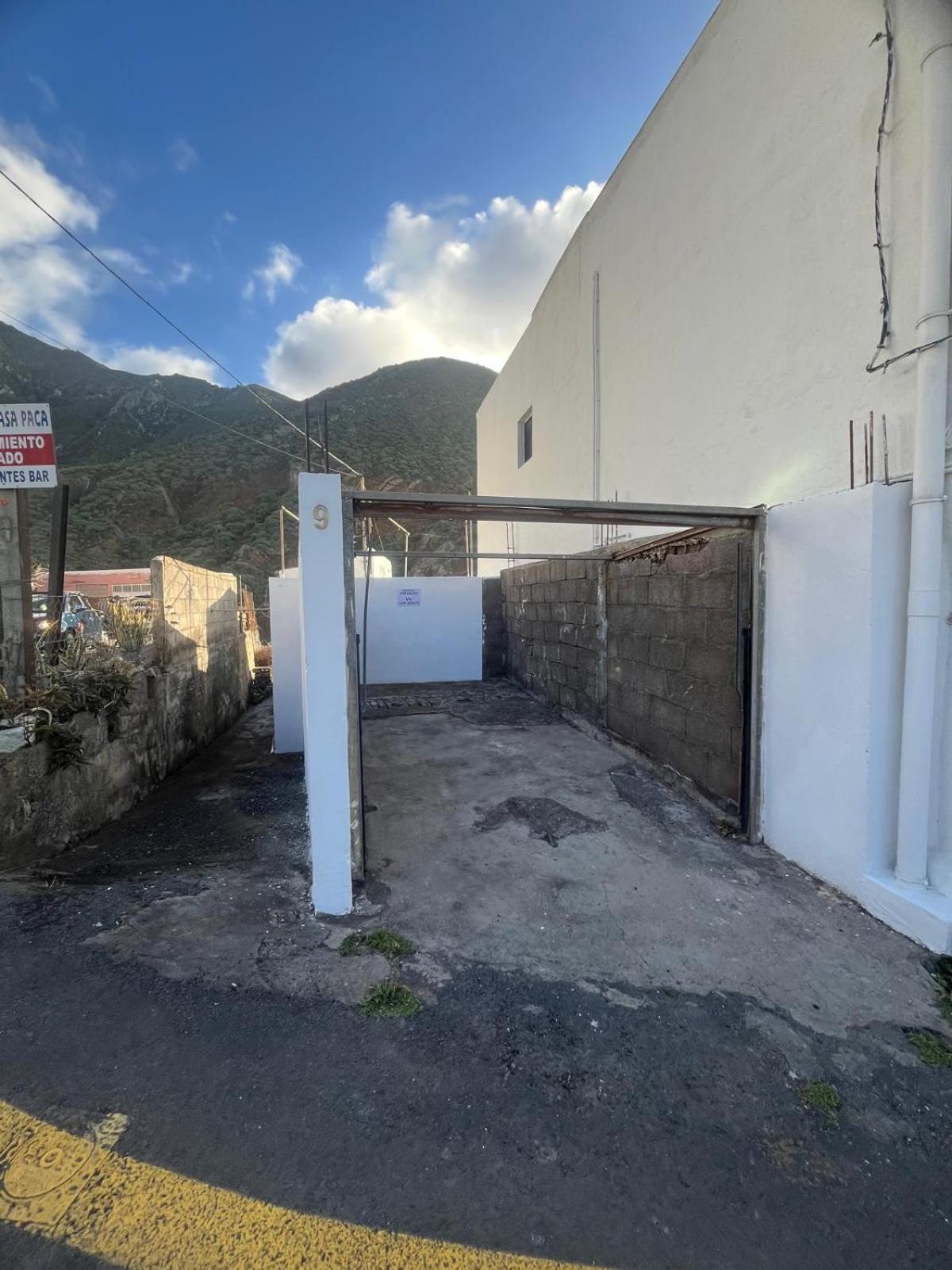 Casa Adolfo Almaciga